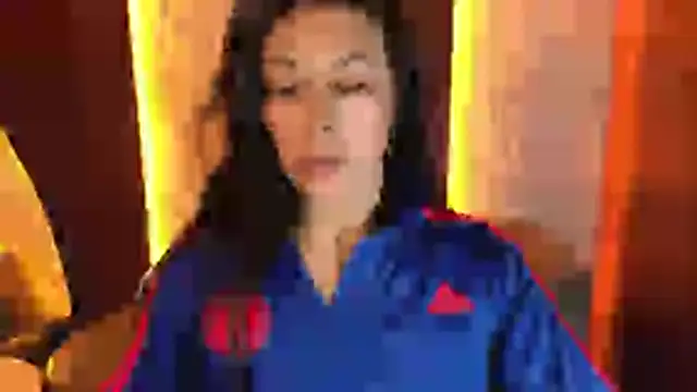 Snapshot of Isabella_Collen_v chatting on July 7, 2026, 1:04 pm Isabella Collen v online show from July 7, 2026, 1:04 pm