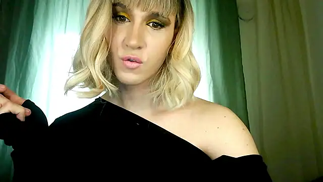 Snapshot of hellenspellman chatting on March 10, 2025, 5:54 am hellenspellman online show from March 10, 2025, 5:54 am