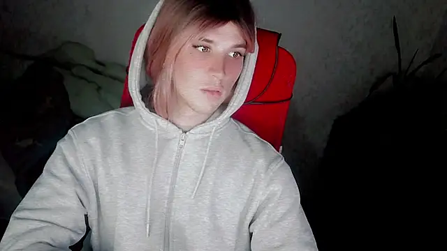 Snapshot of hellenspellman chatting on September 23, 2025, 4:43 pm hellenspellman online show from September 23, 2025, 4:43 pm