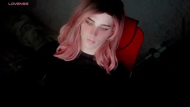 Snapshot of hellenspellman chatting on November 17, 2025, 1:39 pm hellenspellman online show from November 17, 2025, 1:39 pm