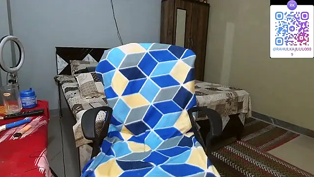 Snapshot of rahulkajuuu0909 chatting on April 4, 2026, 3:53 pm rahulkajuuu0909 online show from April 4, 2026, 3:53 pm