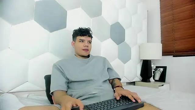 Axel Forte online show from April 10, 2026, 2:00 pm