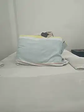 TattyHarrisquirtt online show from May 19, 2026, 1:39 pm