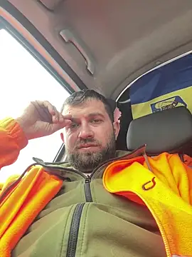 daniel21p online show from February 26, 2025, 2:03 pm