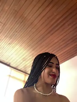 MichelleDiaz Pink online show from February 23, 2025, 7:49 pm