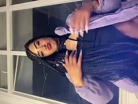 MichelleDiaz Pink online show from March 11, 2025, 7:48 am