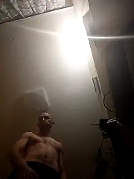 Snapshot of Machura chatting on March 2, 2026, 12:35 am Machura online show from March 2, 2026, 12:35 am