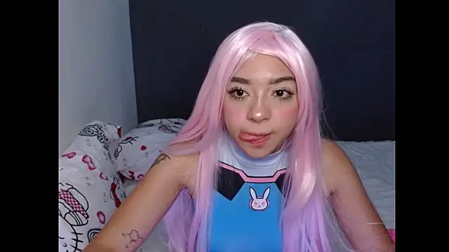 hellokitty  valery online show from December 15, 2025, 9:46 am