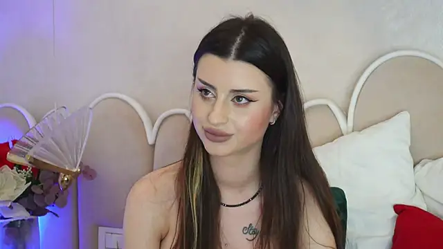 Alice Voss online show from April 16, 2026, 6:25 am