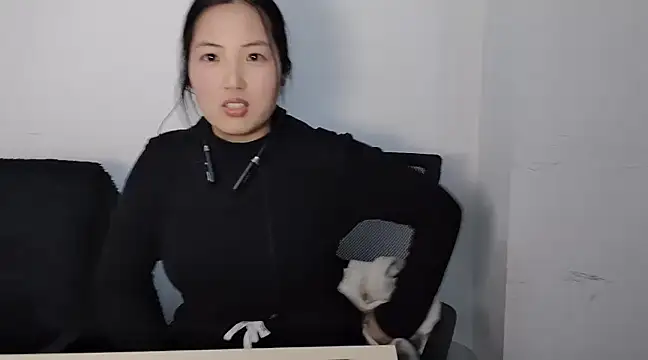 Snapshot of Ellie-BabyLoe chatting on February 26, 2025, 10:26 am Ellie-BabyLoe online show from February 26, 2025, 10:26 am