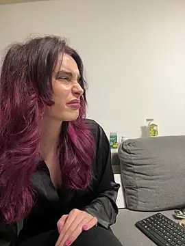 Mazzekyn online show from October 23, 2025, 5:23 pm