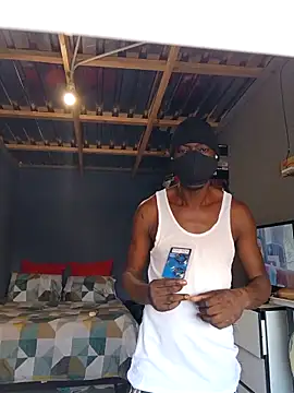 Snapshot of TheBlackT chatting on February 20, 2026, 6:37 am TheBlackT online show from February 20, 2026, 6:37 am