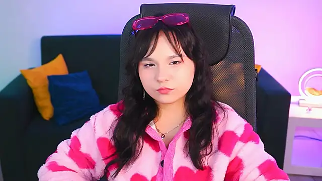 HanaWise online show from February 24, 2025, 11:10 am