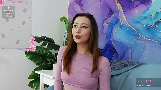 IsoldeBlis online show from September 12, 2025, 4:45 am