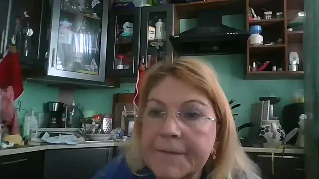 Snapshot of Heidi-Helga chatting on February 25, 2025, 5:41 am Heidi-Helga online show from February 25, 2025, 5:41 am