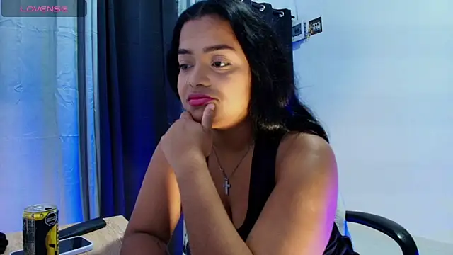 Snapshot of tatiana_10 chatting on March 13, 2025, 5:00 am tatiana 10 online show from March 13, 2025, 5:00 am