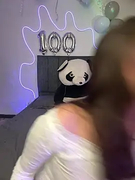 Snapshot of Dirty-Bunnyyy chatting on June 2, 2026, 3:19 am Dirty-Bunnyyy online show from June 2, 2026, 3:19 am