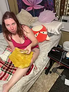 Seductivefoxyxh online show from March 6, 2025, 4:17 pm