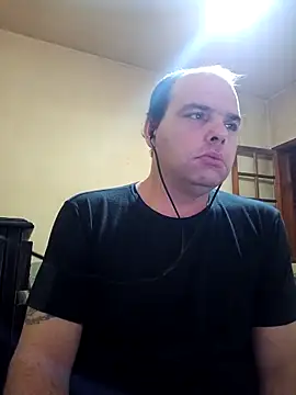 Snapshot of Jovissoares7ye chatting on April 16, 2026, 2:01 am Jovissoares7ye online show from April 16, 2026, 2:01 am