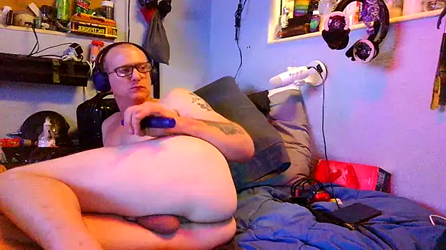 Snapshot of PornStro921 chatting on March 21, 2026, 8:19 am PornStro921 online show from March 21, 2026, 8:19 am