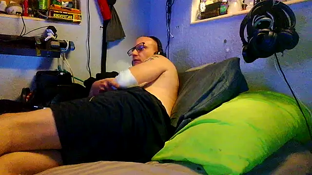 Snapshot of PornStro921 chatting on March 23, 2026, 4:49 am PornStro921 online show from March 23, 2026, 4:49 am