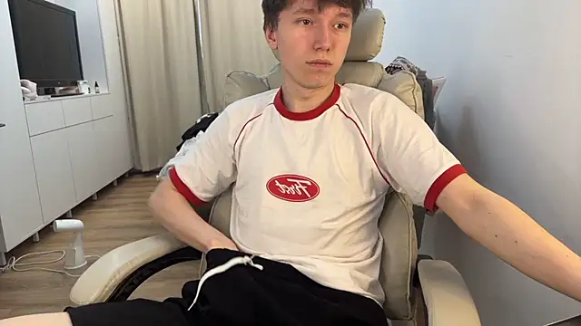 tommy colson online show from October 27, 2025, 1:26 pm