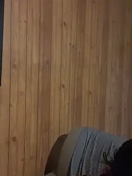 Snapshot of KiaraCut chatting on April 16, 2026, 2:45 am KiaraCut online show from April 16, 2026, 2:45 am