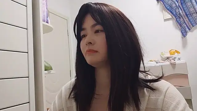 weiwei160 online show from March 8, 2025, 12:00 am