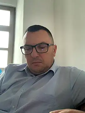 Mike8523 online show from November 2, 2025, 5:32 am