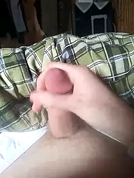 Snapshot of surfacespurt54 chatting on March 8, 2025, 7:38 am surfacespurt54 online show from March 8, 2025, 7:38 am