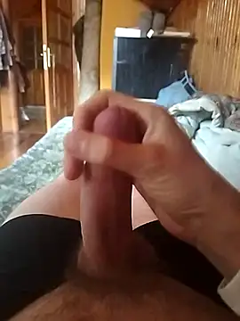 Snapshot of surfacespurt54 chatting on September 26, 2025, 10:30 am surfacespurt54 online show from September 26, 2025, 10:30 am