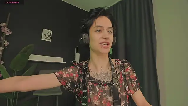 Snapshot of lisbatsyy chatting on March 10, 2025, 1:12 am lisbatsyy online show from March 10, 2025, 1:12 am