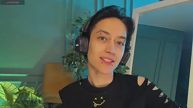 Snapshot of lisbatsyy chatting on March 15, 2025, 1:40 pm lisbatsyy online show from March 15, 2025, 1:40 pm