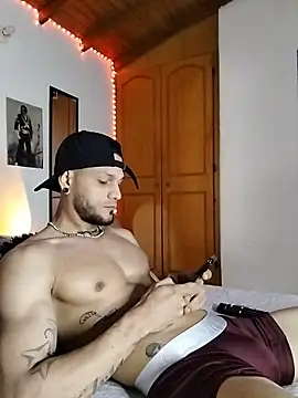 morenosiam online show from February 7, 2026, 4:49 am