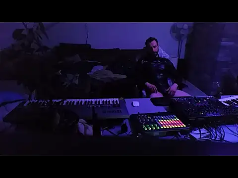 gryzoon online show from May 21, 2026, 1:23 am
