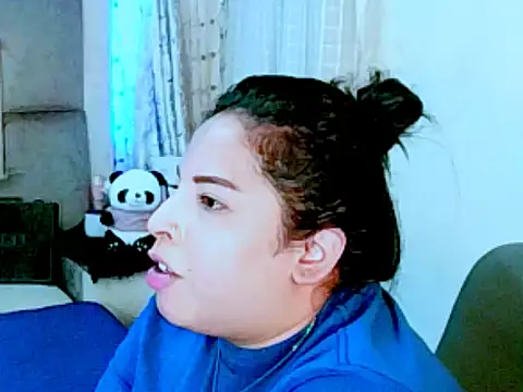 indiantopaz694u online show from November 18, 2025, 5:56 am