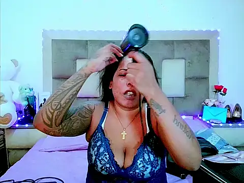 indiantopaz694u online show from May 15, 2026, 4:41 am