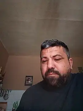 Alexander18edd online show from November 25, 2025, 1:33 pm