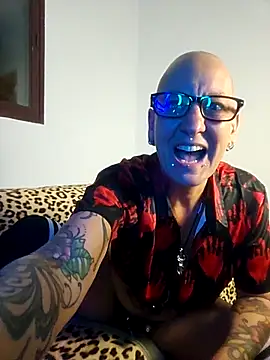 Emma Milf25 online show from November 24, 2025, 6:40 pm