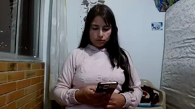 Escarcha-blue online show from February 11, 2026, 11:54 pm