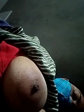 Disha2870 online show from March 3, 2025, 4:35 pm