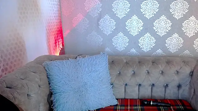 Snapshot of Agata_Grubisic chatting on July 12, 2026, 4:14 am Agata Grubisic online show from July 12, 2026, 4:14 am
