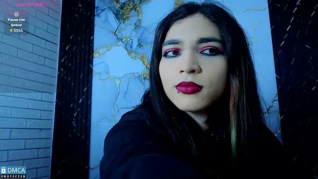 MaeveKuro online show from March 6, 2026, 3:03 am