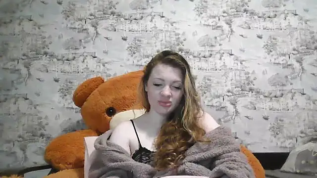 Eveline May online show from February 18, 2026, 1:51 pm