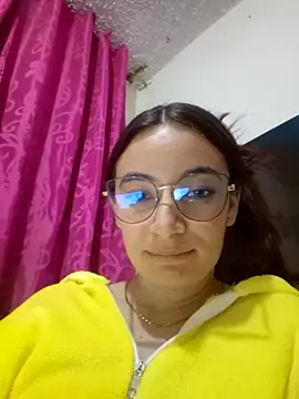 Snapshot of issa_monterrey chatting on September 28, 2025, 1:55 am issa monterrey online show from September 28, 2025, 1:55 am