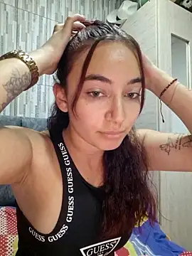 Snapshot of issa_monterrey chatting on October 5, 2025, 11:24 pm issa monterrey online show from October 5, 2025, 11:24 pm
