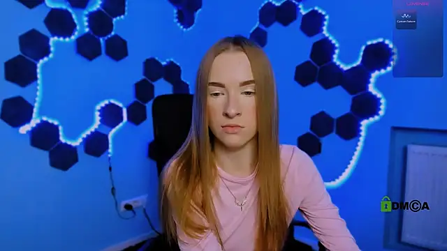 Snapshot of doll_vey chatting on December 16, 2025, 9:09 pm doll vey online show from December 16, 2025, 9:09 pm