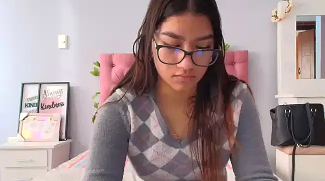 Snapshot of yousweet-Scarett chatting on March 10, 2025, 12:48 pm yousweet-Scarett online show from March 10, 2025, 12:48 pm