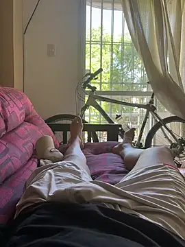 Snapshot of shuki0101 chatting on March 10, 2025, 3:09 pm shuki0101 online show from March 10, 2025, 3:09 pm