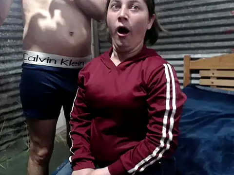 Snapshot of rose_domy chatting on March 5, 2025, 4:57 pm rose domy online show from March 5, 2025, 4:57 pm